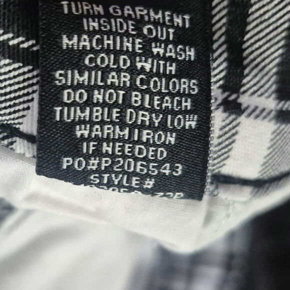 ALMOST FAMOUS Plaid Split Cargo Jogger Style Pants Size Womens S - Picture 7 of 9